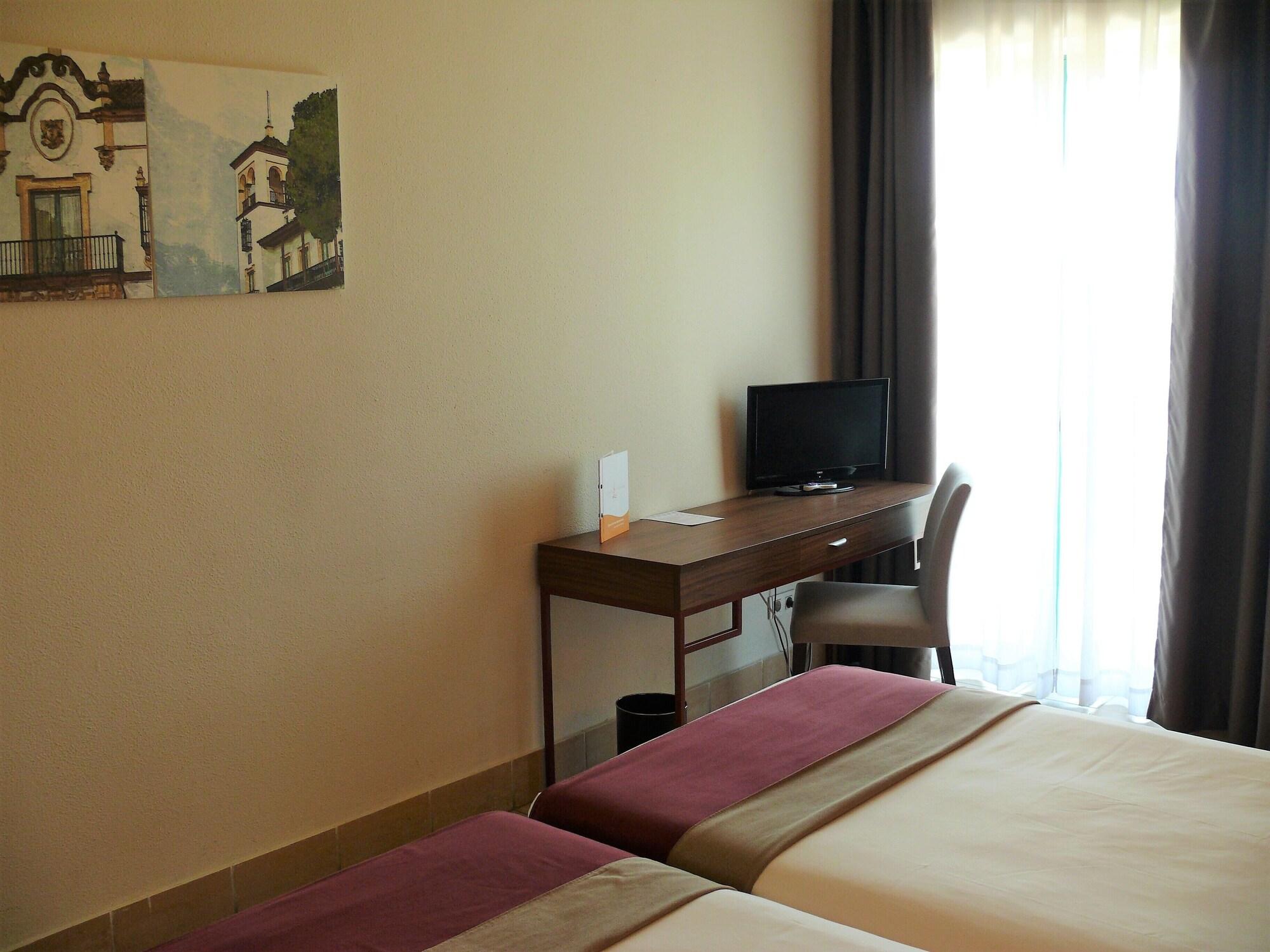 Hotel Oromana Alcalá de Guadaira Dış mekan fotoğraf