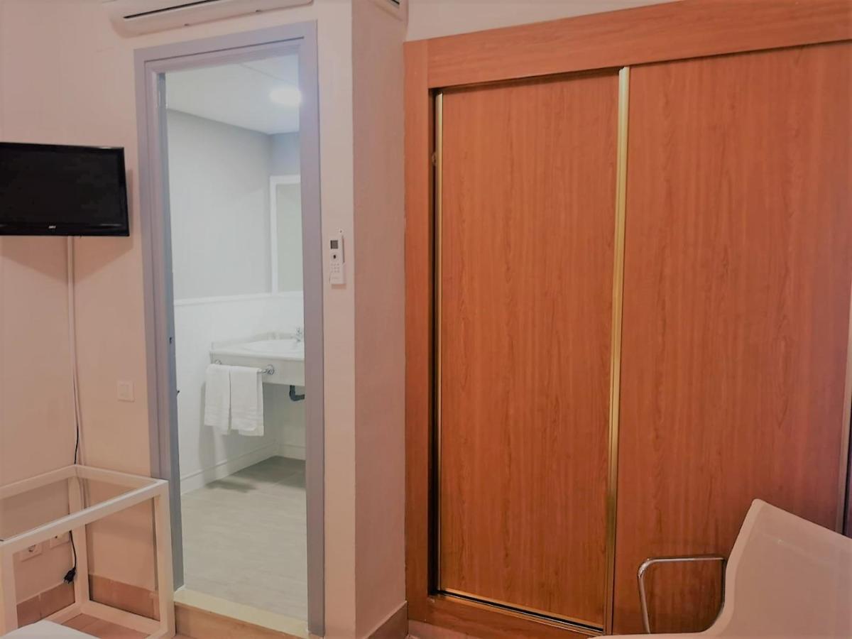 Hotel Oromana Alcalá de Guadaira Dış mekan fotoğraf