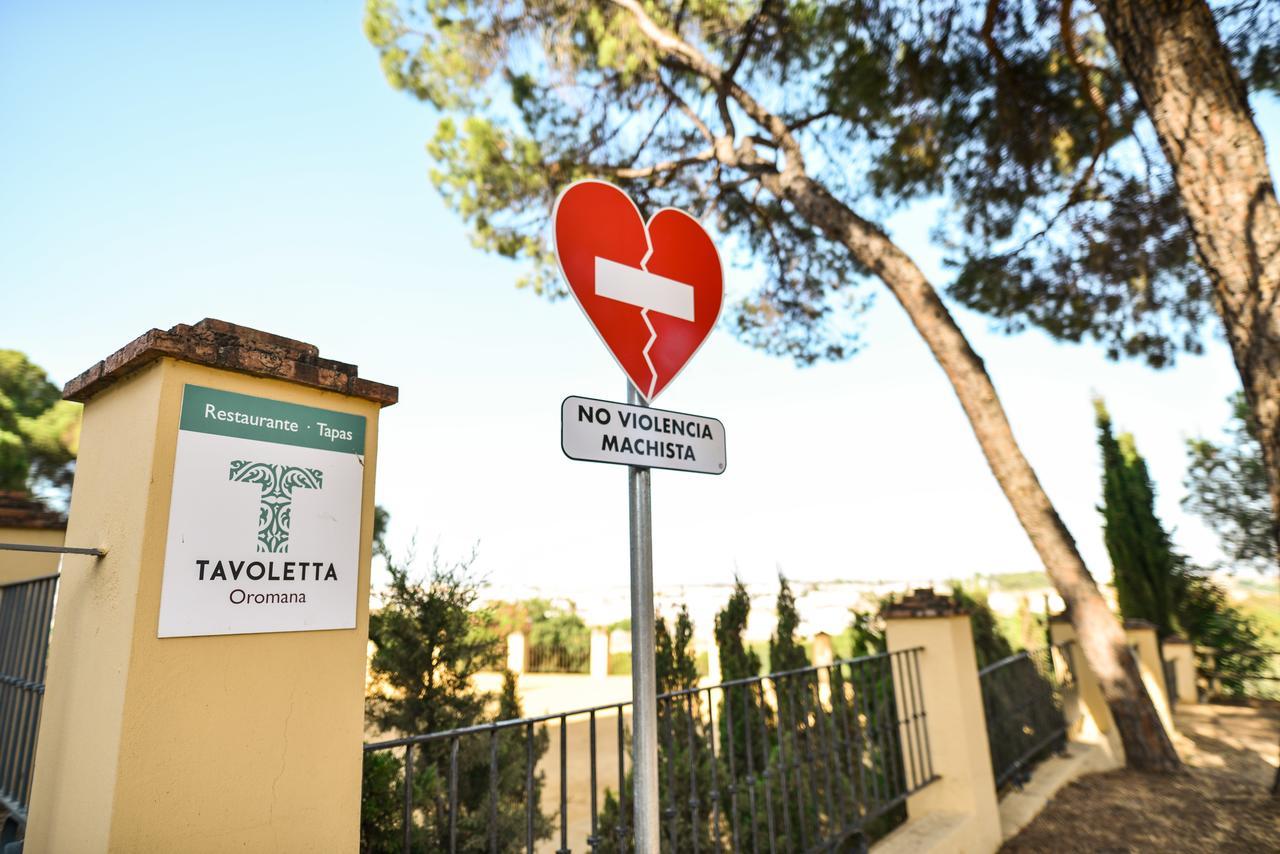 Hotel Oromana Alcalá de Guadaira Dış mekan fotoğraf